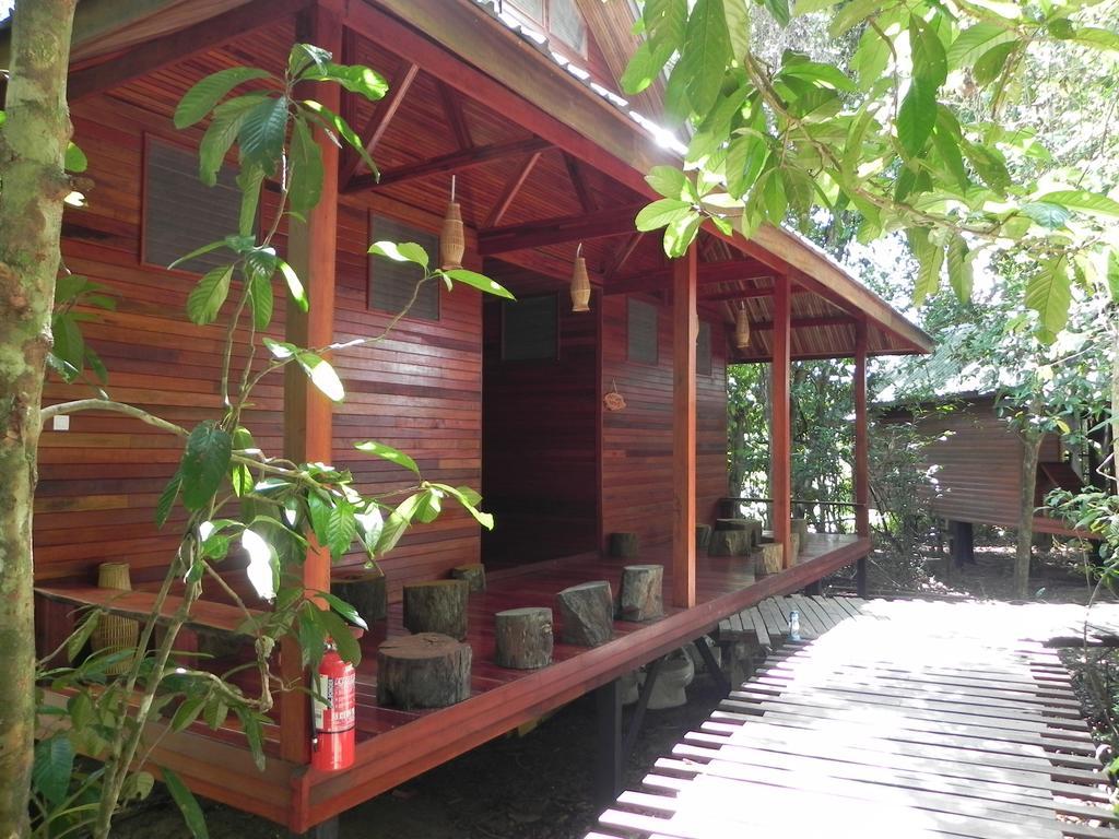 Borneo Natural Sukau Bilit Resort Стая снимка