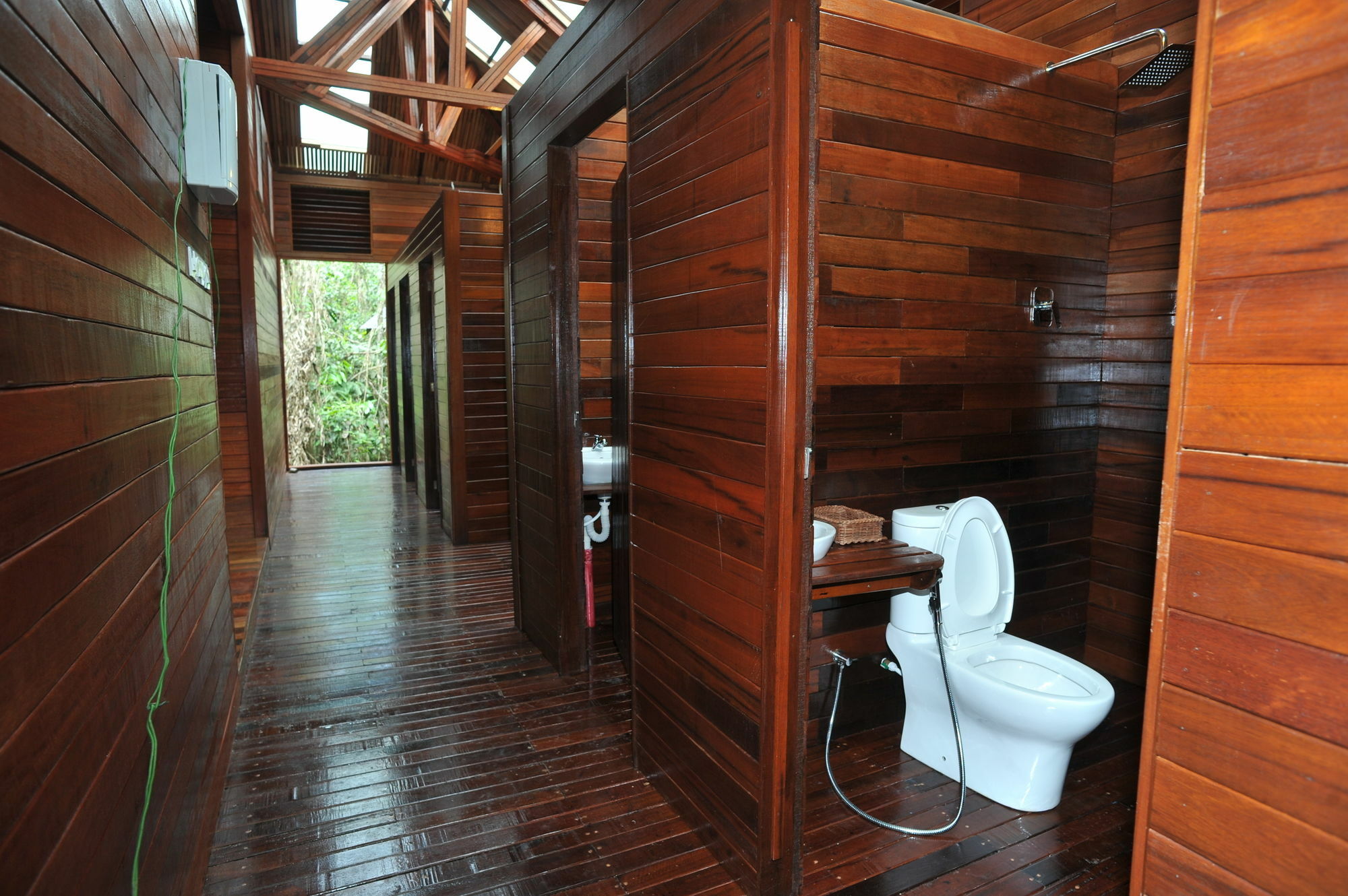 Borneo Natural Sukau Bilit Resort Екстериор снимка