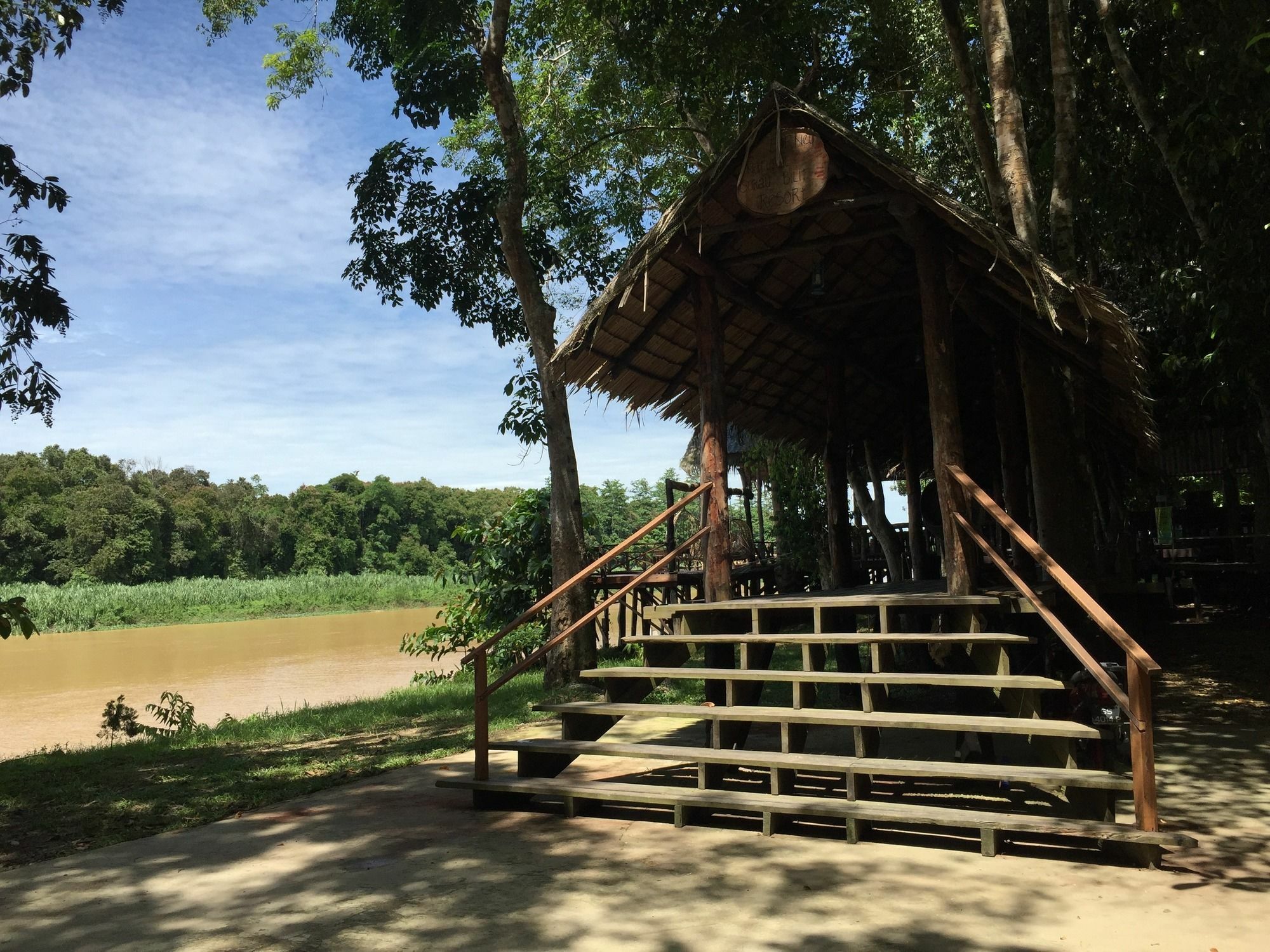 Borneo Natural Sukau Bilit Resort Екстериор снимка