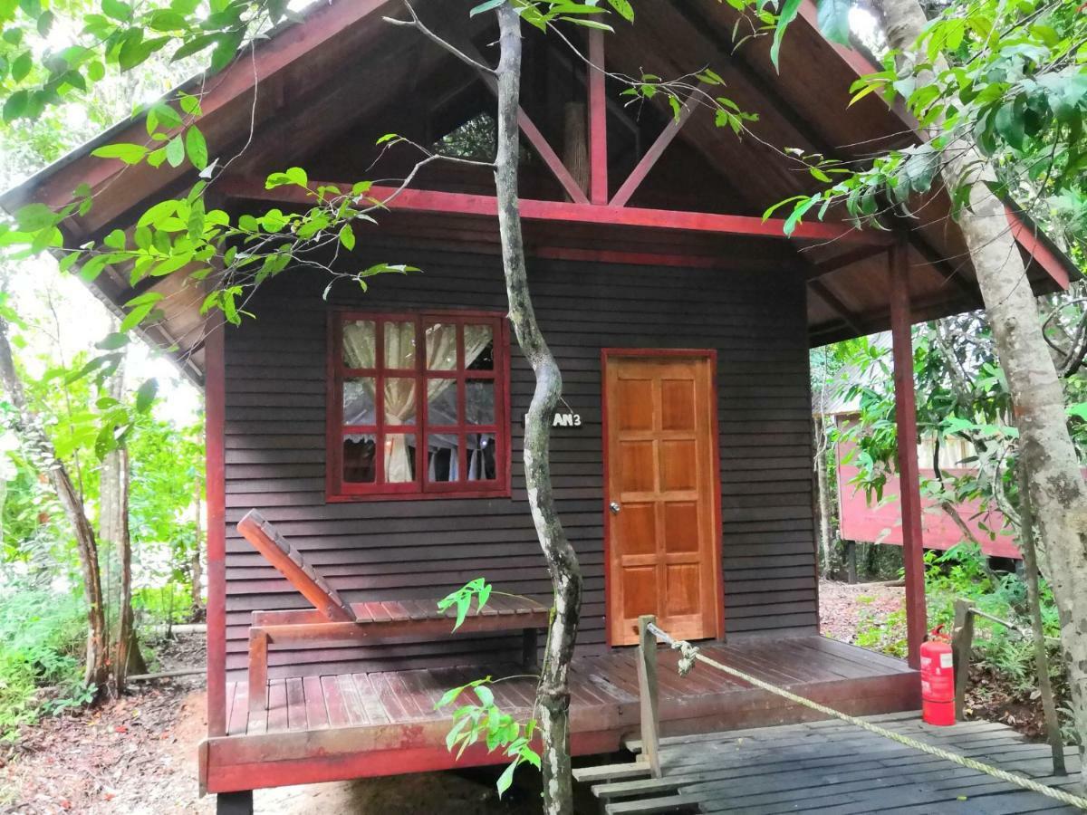 Borneo Natural Sukau Bilit Resort Екстериор снимка